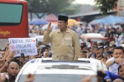Prabowo Janji Harga Karet dan Kelapa Sawit Buat Senyum Petani