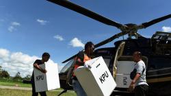 Distribusi Logistik Pemilu ke Mahakam Ulu Kaltim, KPU Pakai Helikopter