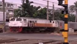Uji Coba Double-Double Track Perjalanan KRL di Manggarai Masih Tersendat