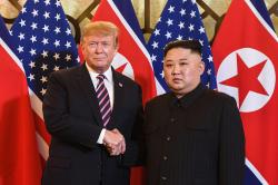 Trump Ucapkan Selamat Ultah bagi Pendiri Korut Lewat Kim Jong Un