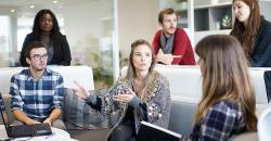 5 Perempuan Sukses Berkarier di Perusahaan Teknologi Besar