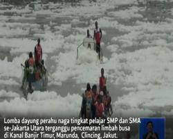 Lomba Perahu Naga Tingkat Pelajar di Banjir Kanal Timur Terganggu Limbah