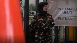 Kenalkan Vinny, Banser Cantik yang Ikut Amankan Paskah Gereja Katedral