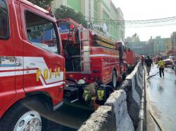 20 Mobil Damkar Padamkan Kebakaran di Blok C Pasar Tanah Abang