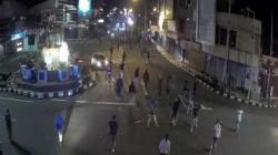 Ormas dan Warga Bentrok di Magelang, Polisi Lepaskan Gas Air Mata