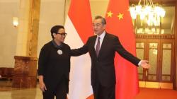 Menlu Retno Marsudi Bertemu Menlu China Wang Yi di Beijing