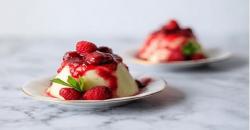 Mencicipi Kelezatan Vanilla Yogurt Panna Cotta yang Lumer di Mulut