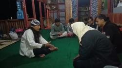 Belasan Caleg Depresi Ikut Pengobatan di Padepokan Maung Bodas Ciamis