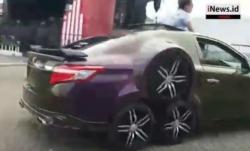 Aksi Sedan Beroda 8 Sita Perhatian Pengunjung Telkomsel IIMS 2019