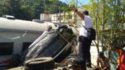 Mitsubishi Xpander Ditabrak KA Mutiara di Sidoarjo, 1 Tewas, 6 Luka-Luka