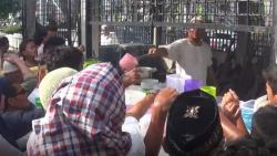 Berburu Bubur Sop di Masjid Raya Al Mashun Medan yang Hanya Ada Saat Ramadan