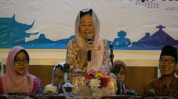 Buka Bersama dengan Kaum Duafa, Sinta Nuriyah Ajak Jaga Kerukunan Bangsa