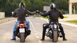 Tips Menghindari Begal Motor di Jalan Raya