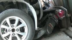 Diduga Baru Belajar Nyetir, Pelajar SMA Tabrak 2 Kios dan 3 Motor di Medan