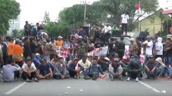 Demo di KPU Sumut, Massa AMIN Minta Polisi Tindak Perusuh Pemilu 2019