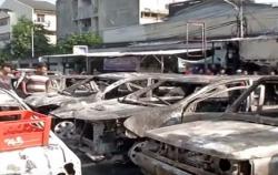 Video Belasan Mobil Dibakar Massa di Asrama Brimob