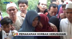 Pemakaman Korban Kerusuhan 22 Mei Diwarnai Isak Tangis Keluarga