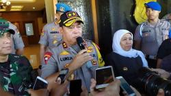 Khofifah Minta Polisi Usut Tuntas Kasus Pembakaran Mapolsek Tambelangan Sampang
