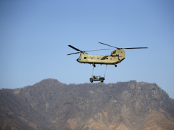 Helikopter Militer AS Hancur akibat Mendarat dengan Keras di Afghanistan