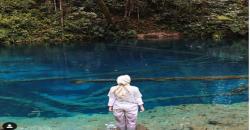 Danau Kaco Tersembunyi di Taman Nasional Kerinci, saat Purnama Tampak Menyala