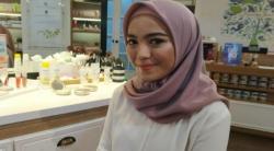 Siap-Siap Lebaran, Simak Tutorial Make-Up untuk Tampil Natural