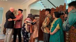 Rindu Kampung Halaman, WNI Berlebaran dengan Opor Ayam di Wisma PTRI New York