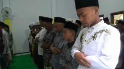 Ratusan Jemaah Islam Aboge dari 5 Kecamatan di Probolinggo Lebaran Hari Ini