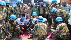 Eks Kombatan Kongo Serahkan 4 Senjata AK-47 ke Satgas TNI Monusco