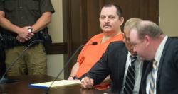 Pria AS Gorok Lehernya Sendiri saat Jalani Sidang Pembunuhan