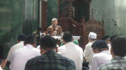 Momen Felix Siauw Berceramah di Masjid Fatahillah, Banser Geruduk Balai Kota