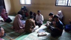 Calon Suami Ditahan, Pasangan Ini Menikah di Mapolsek Medan Timur