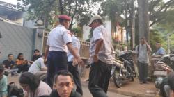 Mantan Danjen Kopassus Soenarko Datangi Rumah Prabowo Nobar Sidang MK