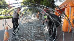 Jelang Penetapan Capres-Cawapres, Gedung KPU Dijaga Ketat