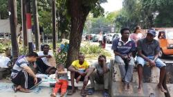 Kisah Para Pencari Suaka Hidup di Trotoar Jalan Kebon Sirih Jakarta