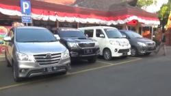 KPK Sita Belasan Mobil dan Rumah Bupati Mojokerto Nonaktif, Diduga Hasil TPPU