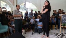 Ini Kenangan Manis Pertemuan Kepala Humas BNPB Sutopo dengan Raisa Andriana