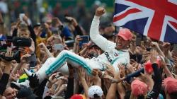 Tolak Perintah Tim Demi Juara, Hamilton: Untuk Apa Ambil Risiko