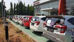 Unik, Komunitas Toyota Calya Touring Bareng Hewan Peliharaan