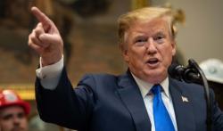 Trump: Militer AS Tembak Jatuh Drone Iran yang Mendekati Kapal Perang