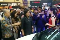 Kunjungi GIIAS 2019, Sri Mulyani: Kalau Sudah Pensiun Ingin Beli Mobil Listrik