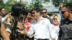 Mengenang Ichsan Yasin Limpo, Sang Pelopor Pendidikan Gratis