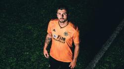 Resmi Diperkenalkan Wolves, Cutrone: Tak Sabar Main di Premier League