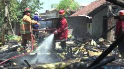 Ditinggal ke Sawah, Rumah Petani di Kendal Ludes Terbakar