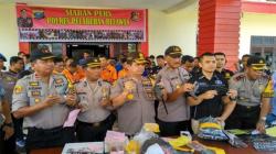 Komplotan Perampok Bersenpi Spesialis Mobil Barang Ditangkap di Belawan