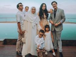 Ibunda Nikahi Pengusaha Kaya, Ini Doa Spesial Ricky Harun