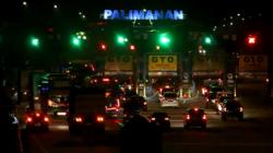 Arus Mudik Idul Adha, Ribuan Kendaraan Antre Panjang di Gerbang Tol Palimanan