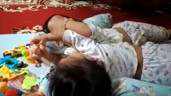 Orang Tua Bayi Kembar Siam Akila dan Azila Pasrah Jelang Operasi Pemisahan<