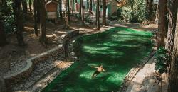 Wisata ke Curug Semirang, Kolam Renang Alami di Tengah Hutan Pinus