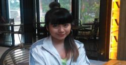 Rekam Single Janji, Ghea Indrawari Bernyanyi Tanpa Vocal Director