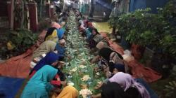 Tradisi Barikan, Aksi Makan Bareng Warga Pengusir Bala hingga Nasib Sial